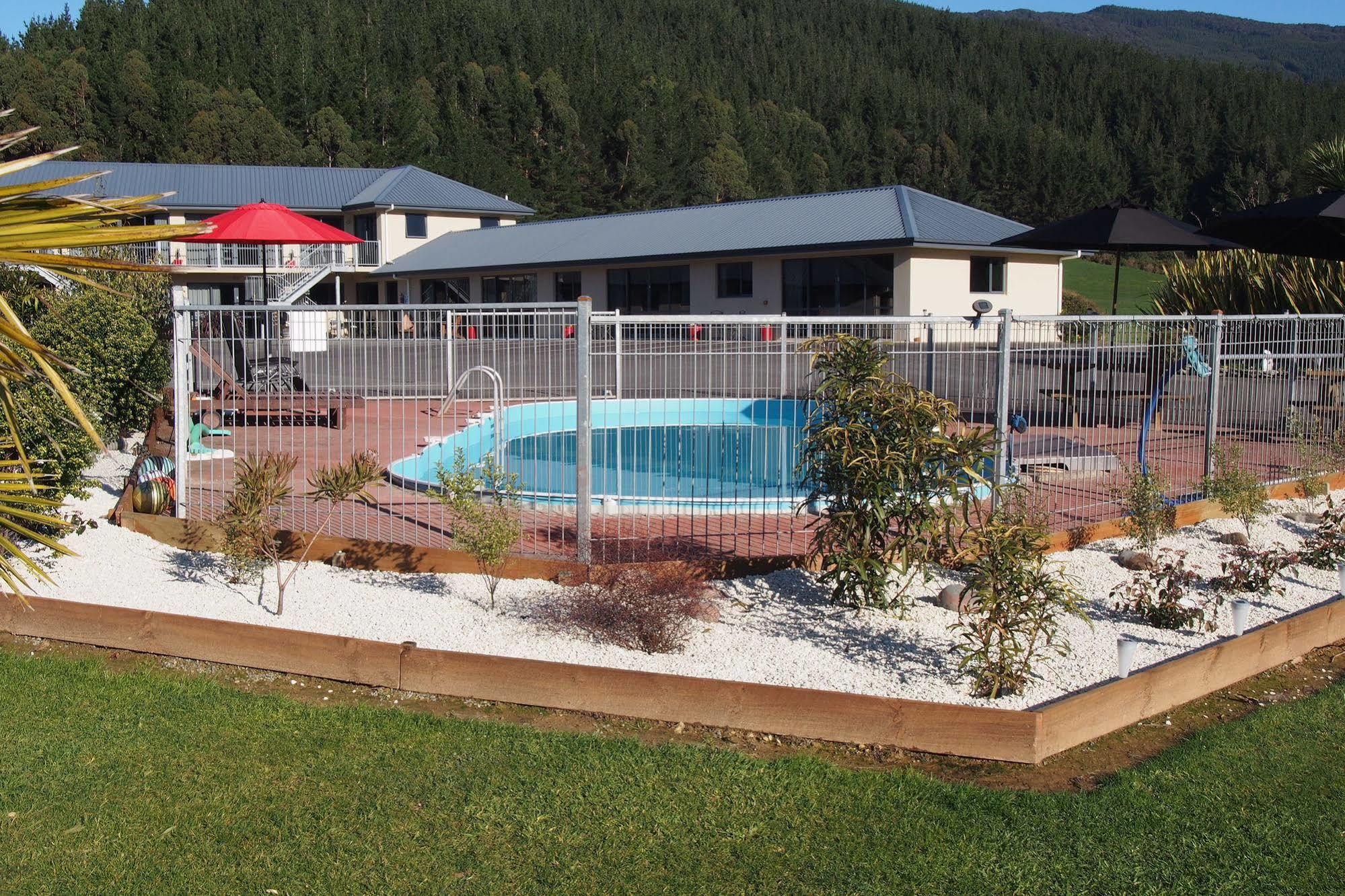 Linkwater Motel And Backpackers Luaran gambar